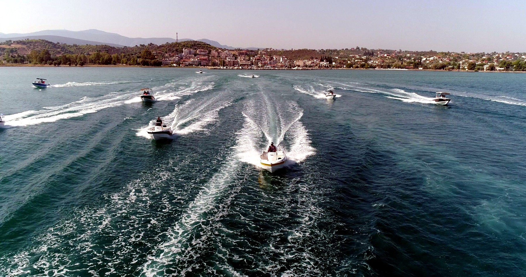 2025: Compass Boats'ın 60. yılını aile, işçilik ve deniz bağıyla kutlaması